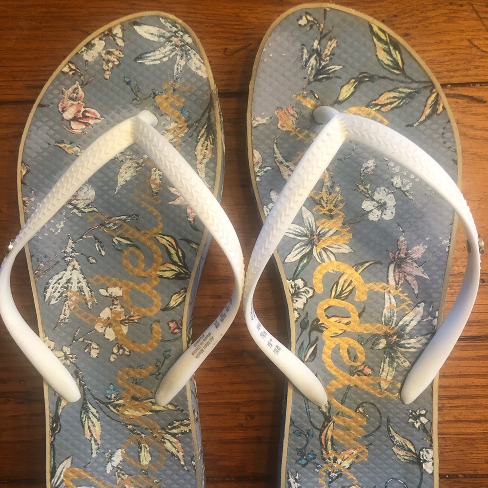 Sam Edelman flip flops size 8